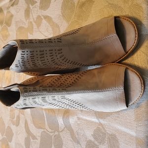 vince camuto tereena boots